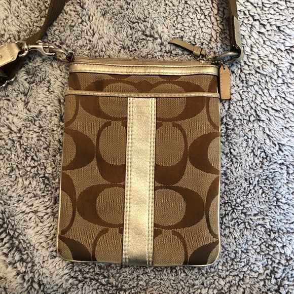 Coach Handbags - Coach Signature Crossbody